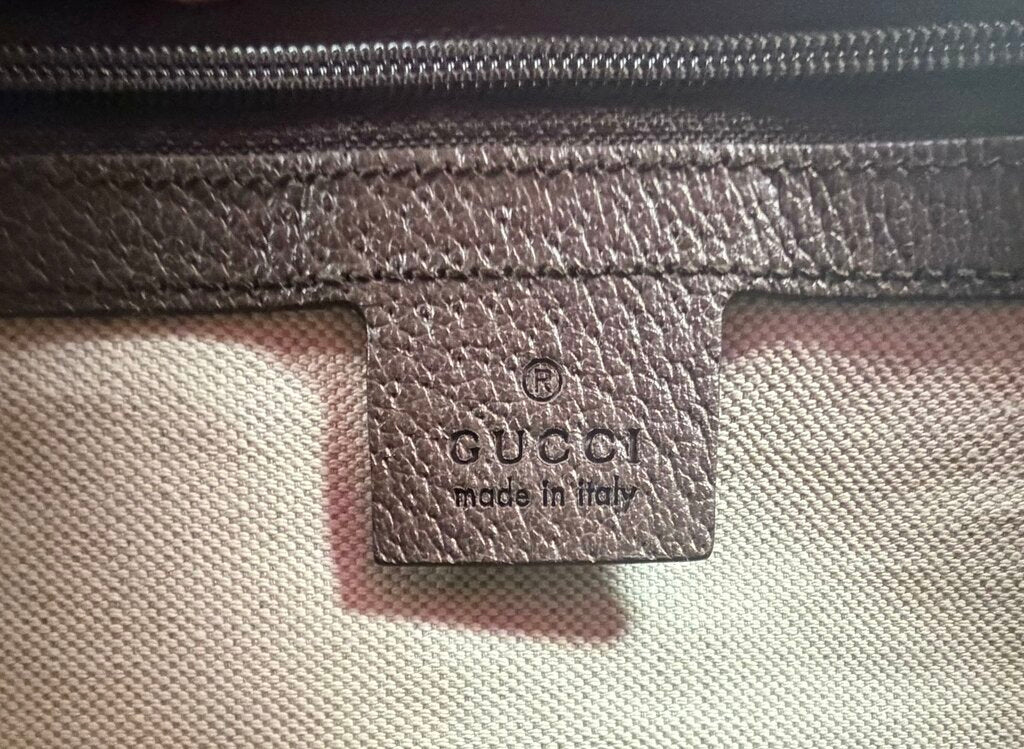 Gucci Ophidia Wash Travel Clutch Pouch GG Zip Bag Double G Interior zipper pocket