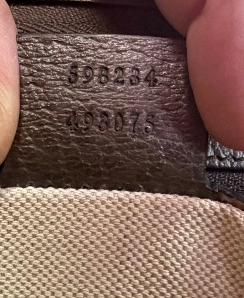 Gucci Ophidia Wash Travel Clutch Pouch GG Zip Bag Double G Interior zipper pocket