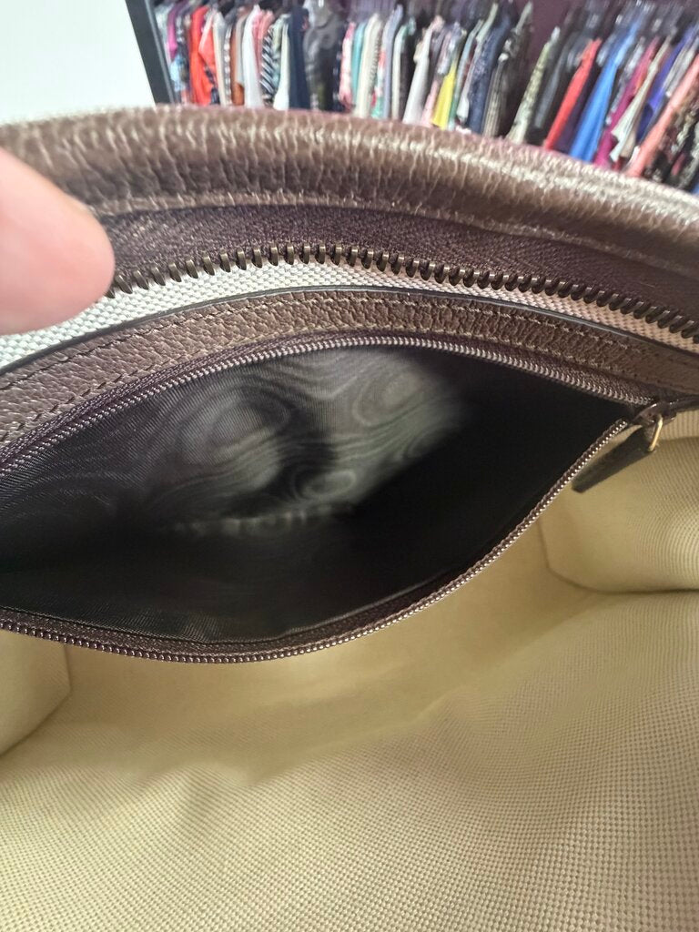 Gucci Ophidia Wash Travel Clutch Pouch GG Zip Bag Double G Interior zipper pocket