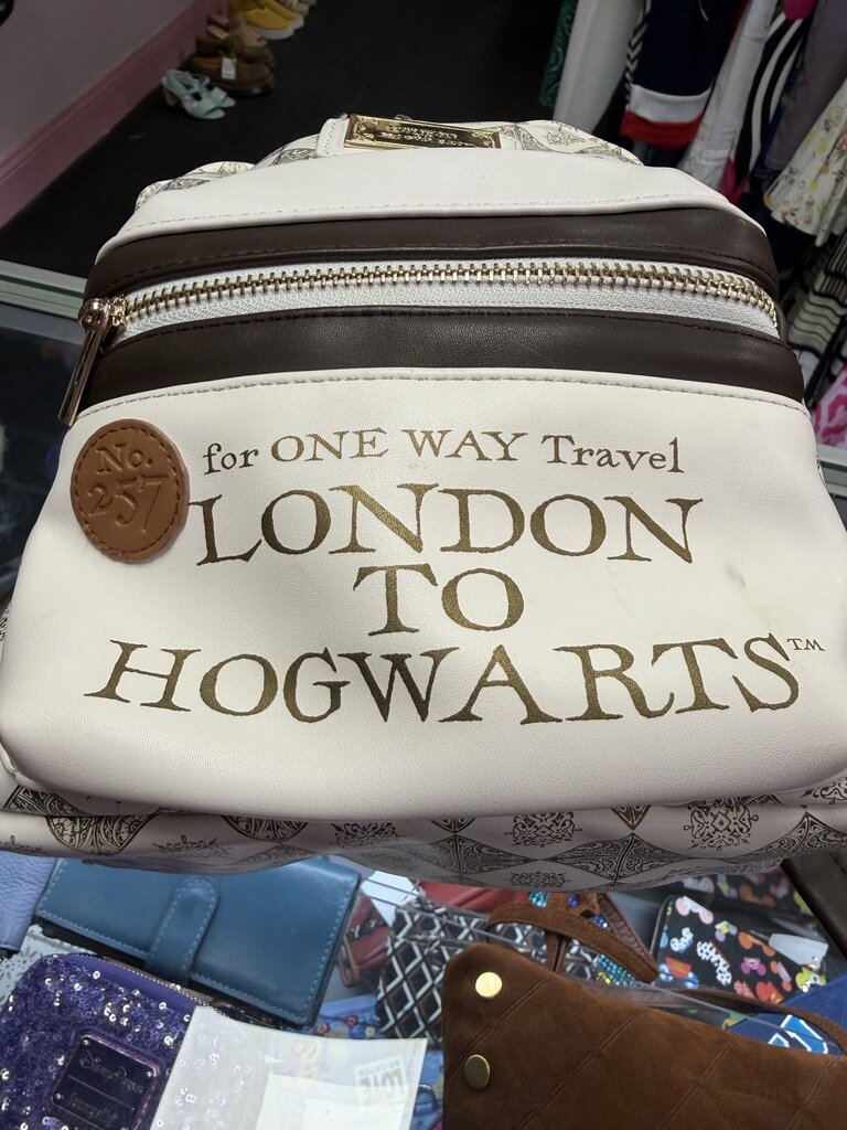Universal Studios Mini Hogawarts Backpack