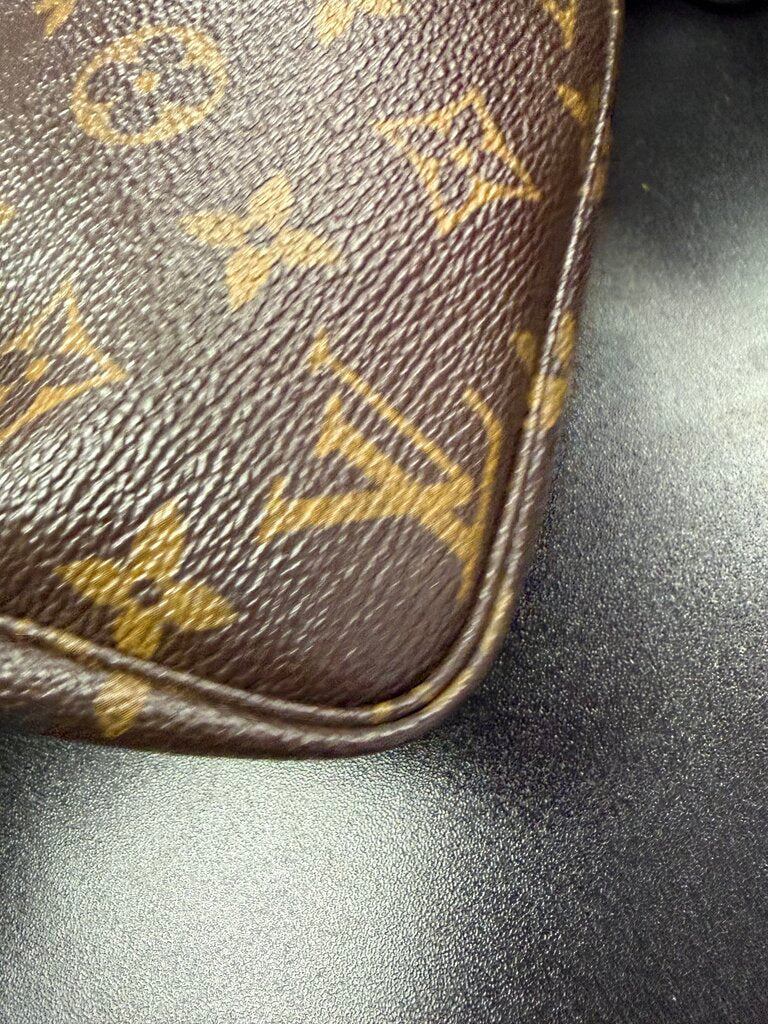 Louis Vuitton Vintage Monogram Pouchette (Chain Is Not.)