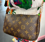 Louis Vuitton Vintage Monogram Pouchette (Chain Is Not.)