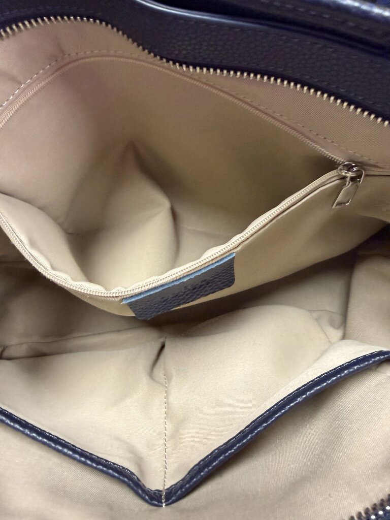 Befen Pebbled Leather Hobo Shoulder Bag