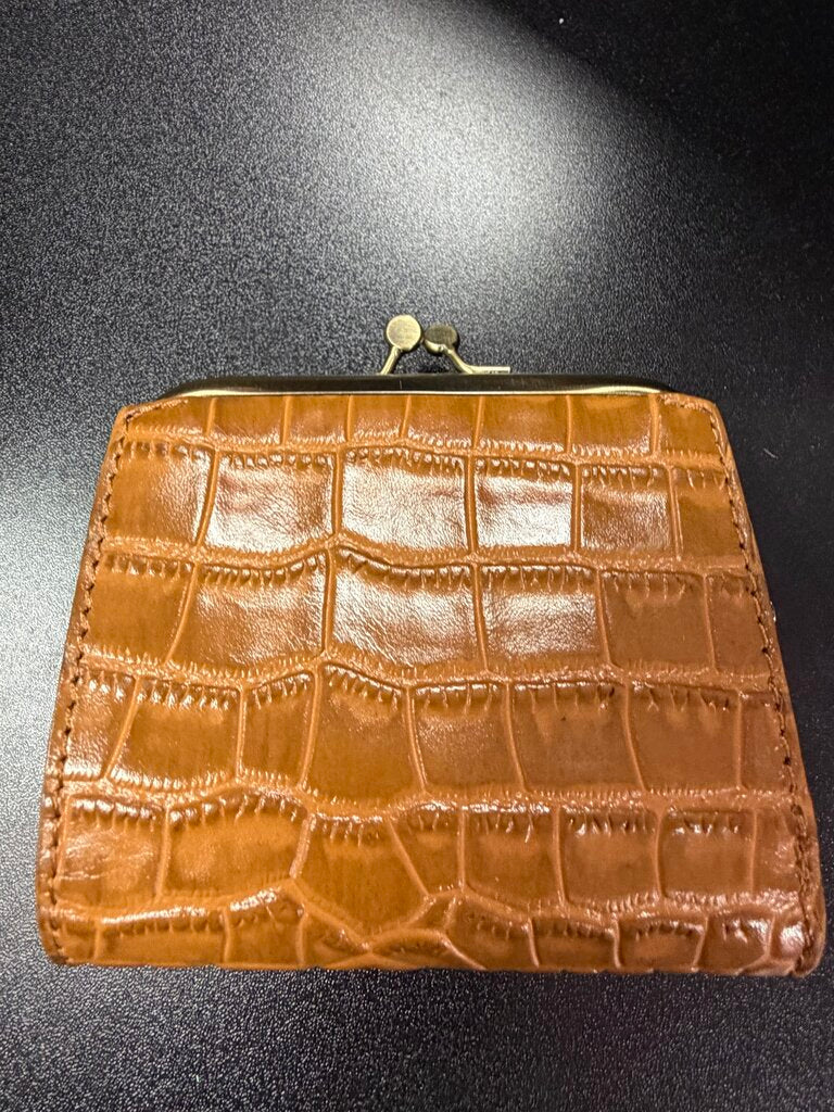 Patricia Nash Crocodile Embossed Leather Wallet Vintage Astor Wallet Cognac