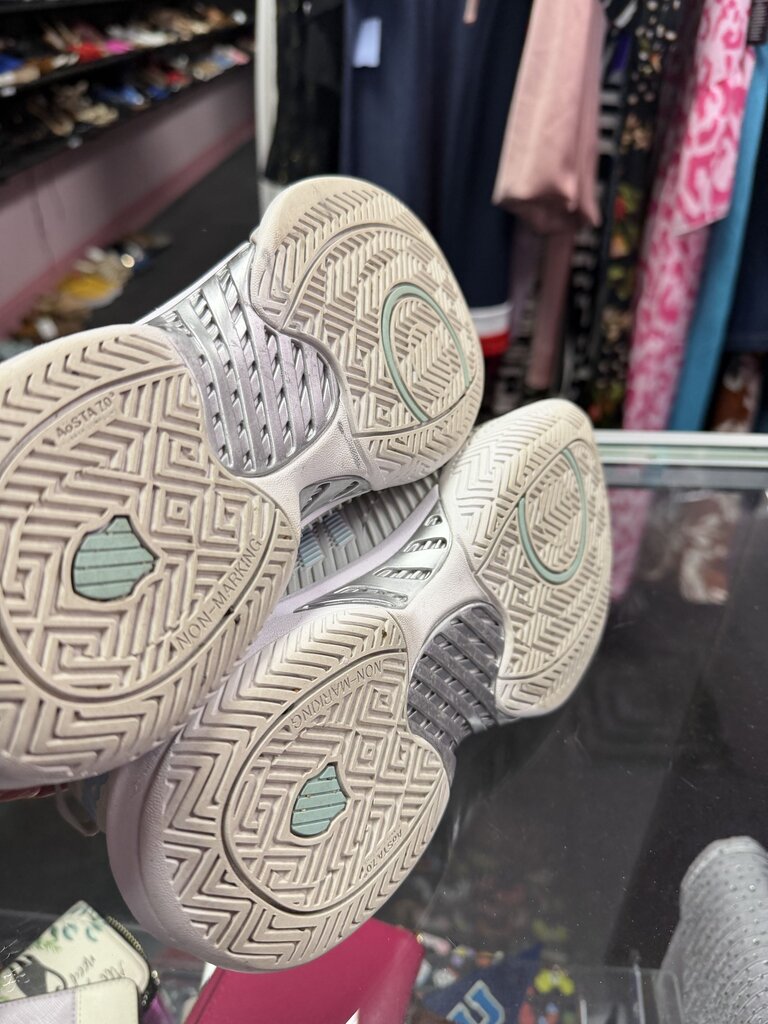 7.5 K-Swiss Hypercourt Supreme Tennis Shoe