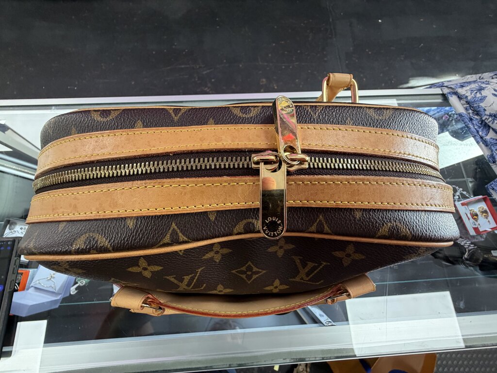 Louis Vuitton Mizi Handbag
