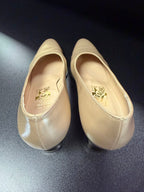 7.5 Salvatore Ferragamo Gold Leather Pump