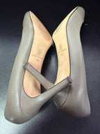 7.5 Ann Taylor Leather Pump