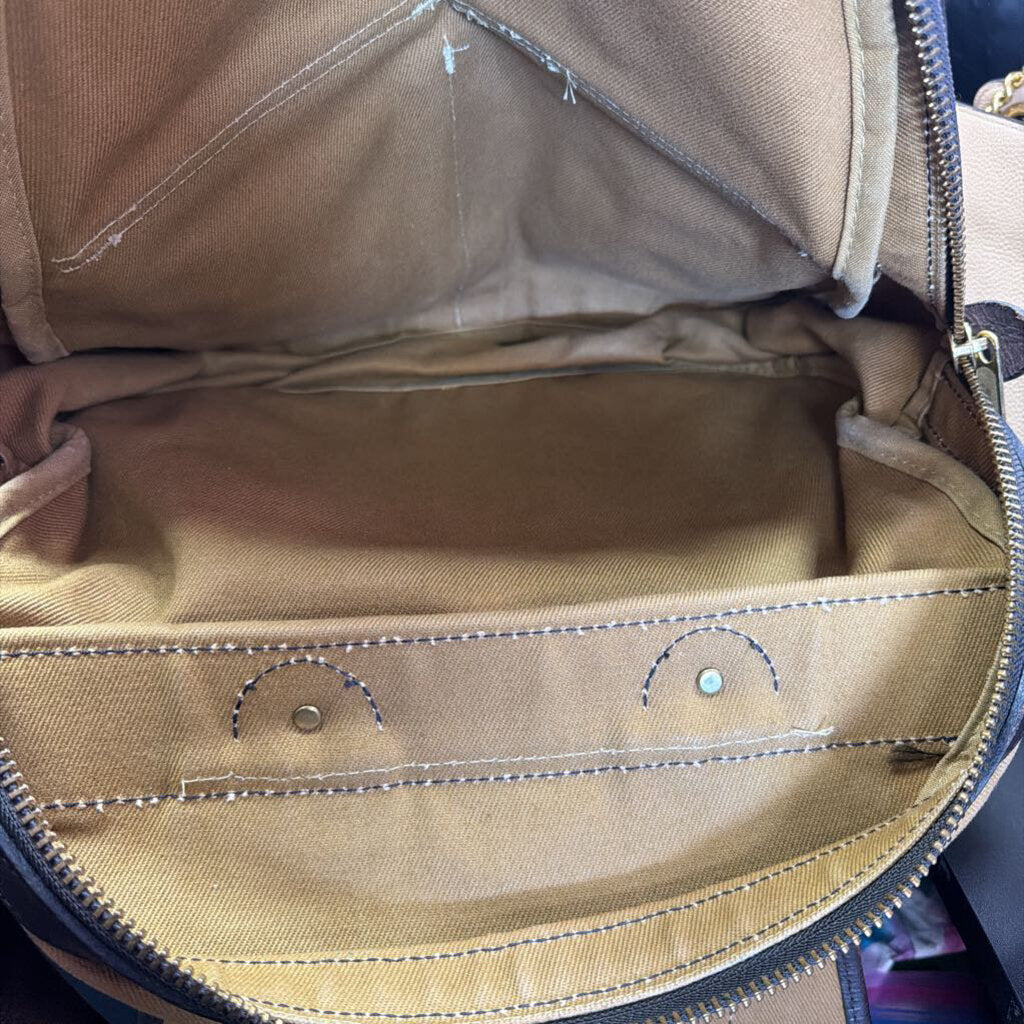 Filson Rugged Twill Rucksack Bridle Leather Straps
