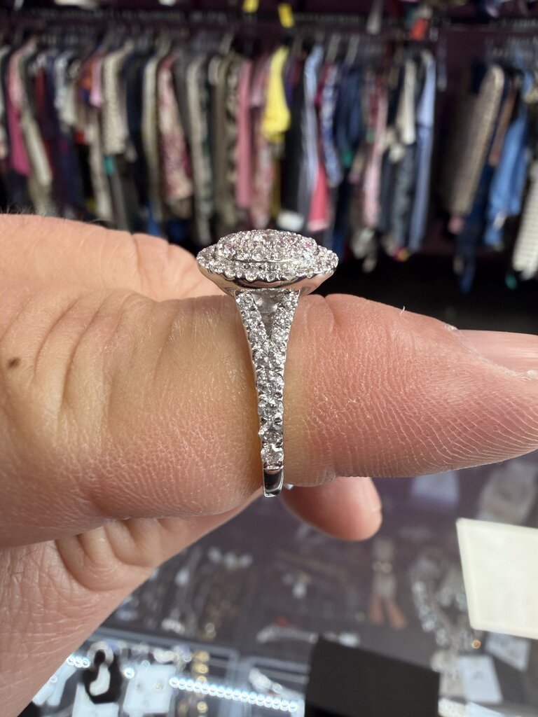 SVVW 14K I2 Near Colorless Size 7 Ring Retails for $4000