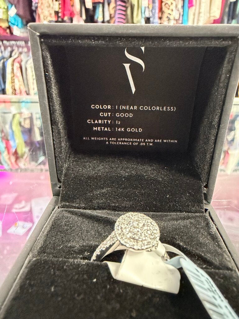 SVVW 14K I2 Near Colorless Size 7 Ring Retails for $4000