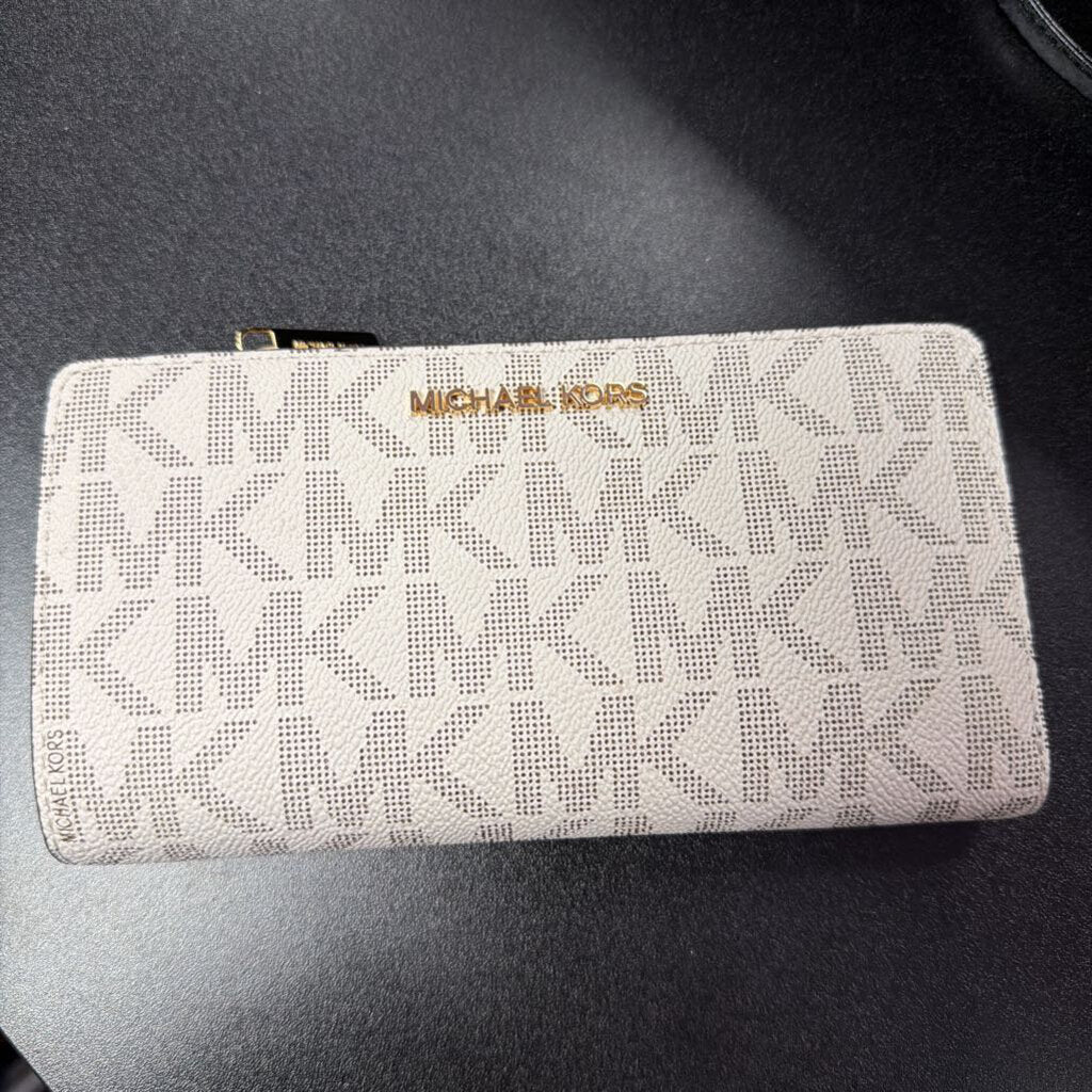 Michael Kors Jet Set Signature 3 Compartment Wallet