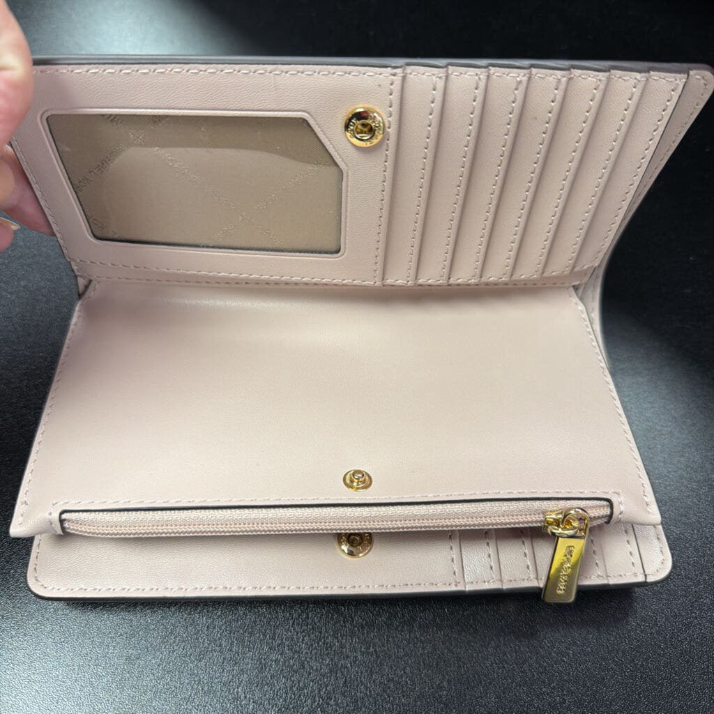 Michael Kors Jet Set Signature 3 Compartment Wallet