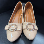 10/41 Insignia Patent Bow Gold Embellishment Heel