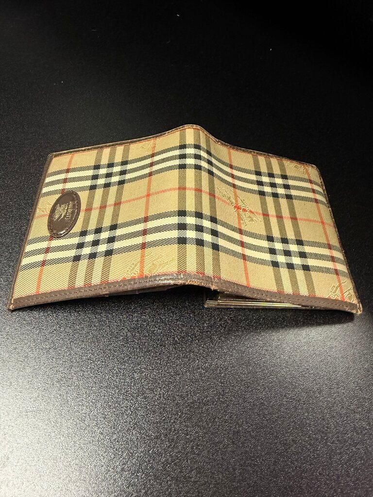 Burberry Vintage Nova Check Canvas Leather Bifold Wallet Logo Clasp