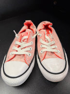 7 Converse Chucks Lace Up Sneaker