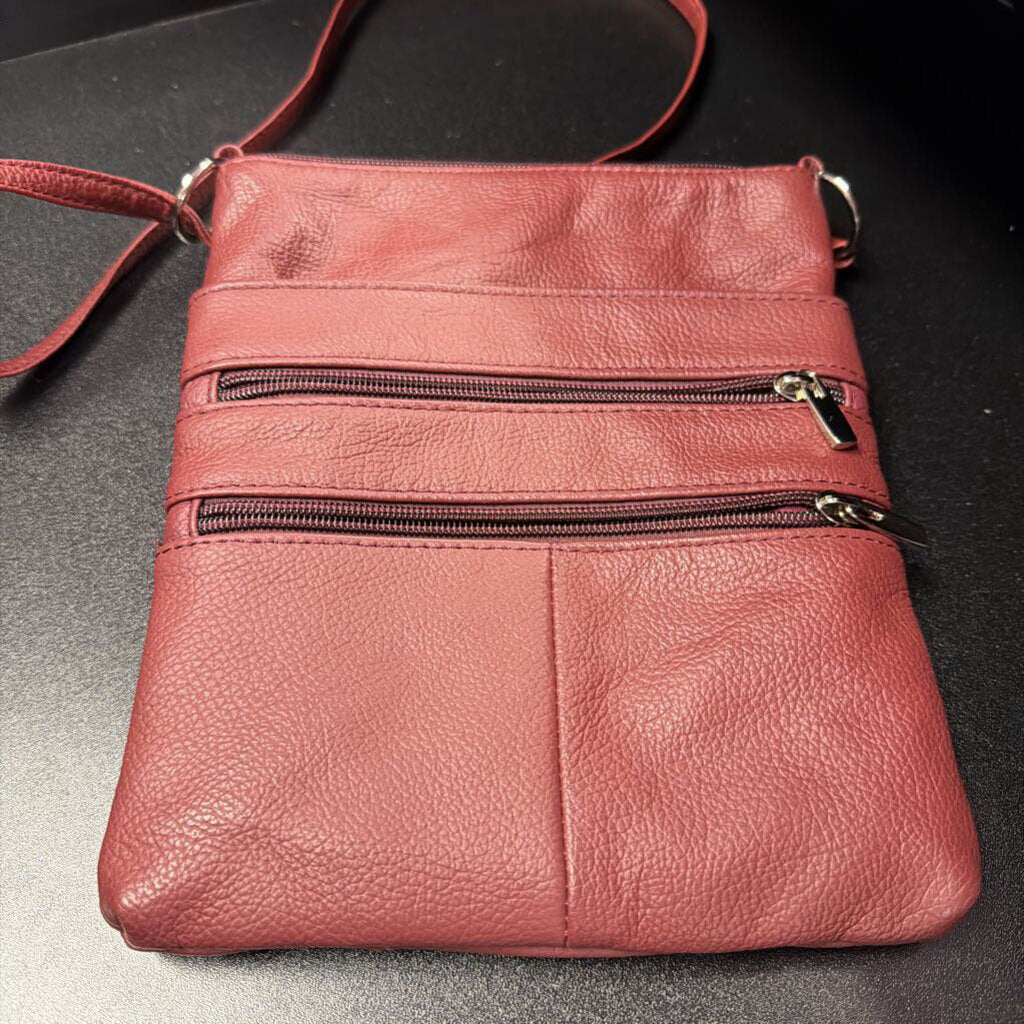 Unknown Multi Compartment Crossbody Bag