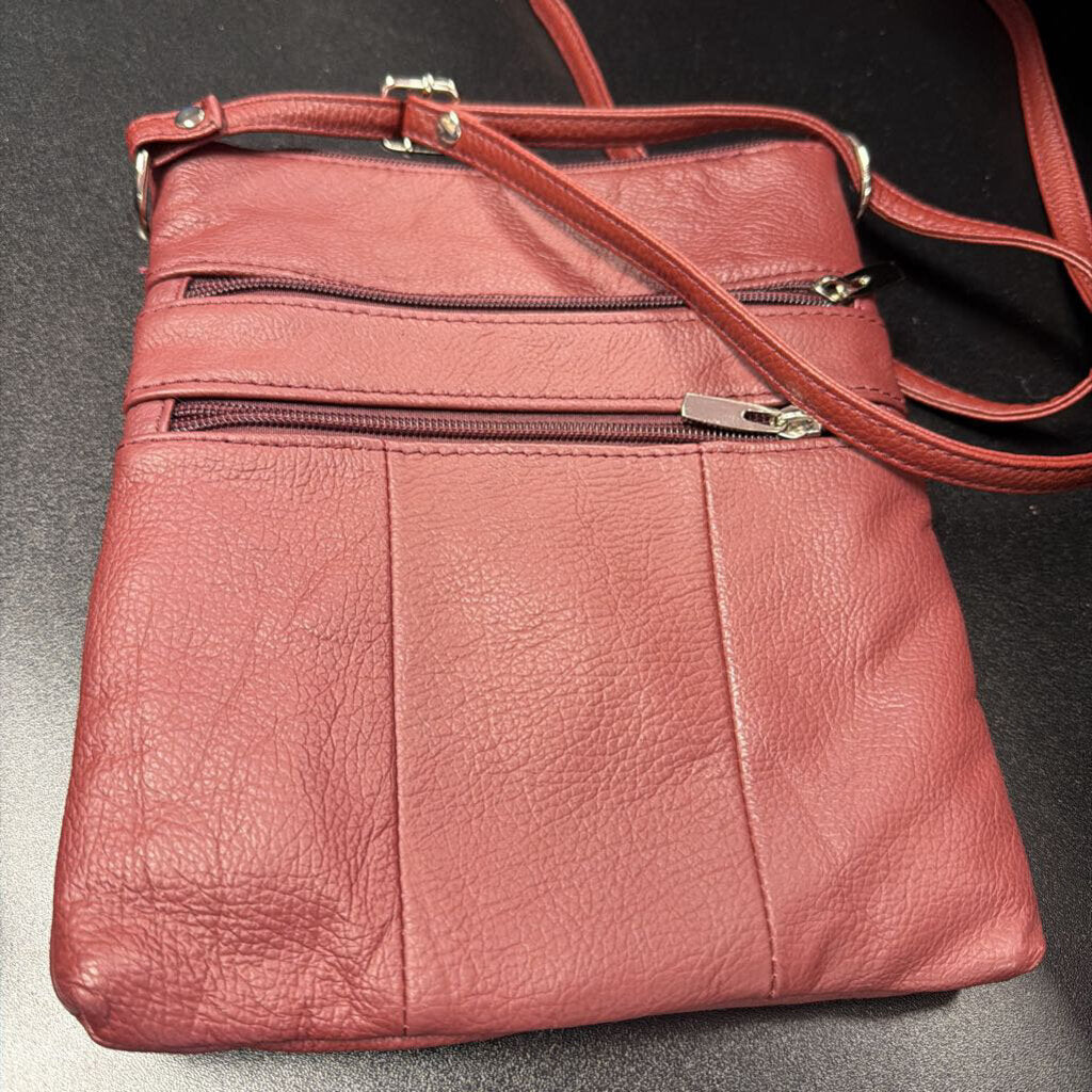 Unknown Multi Compartment Crossbody Bag