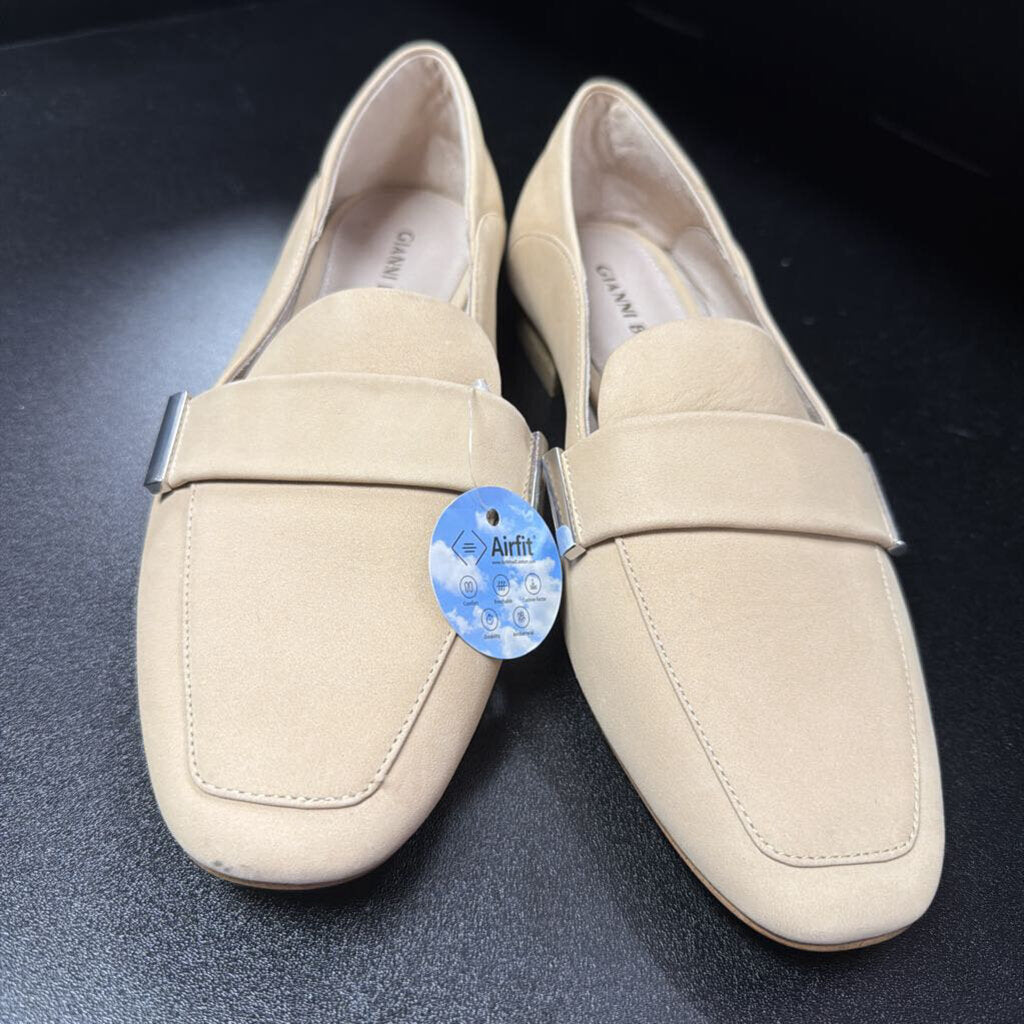 7.5 Gianni Bini Suede Leather Loafer