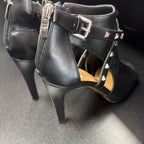 8.5 Marc Fisher Mahiya Leather Pyramid Studded Embellished High Heels Shoes