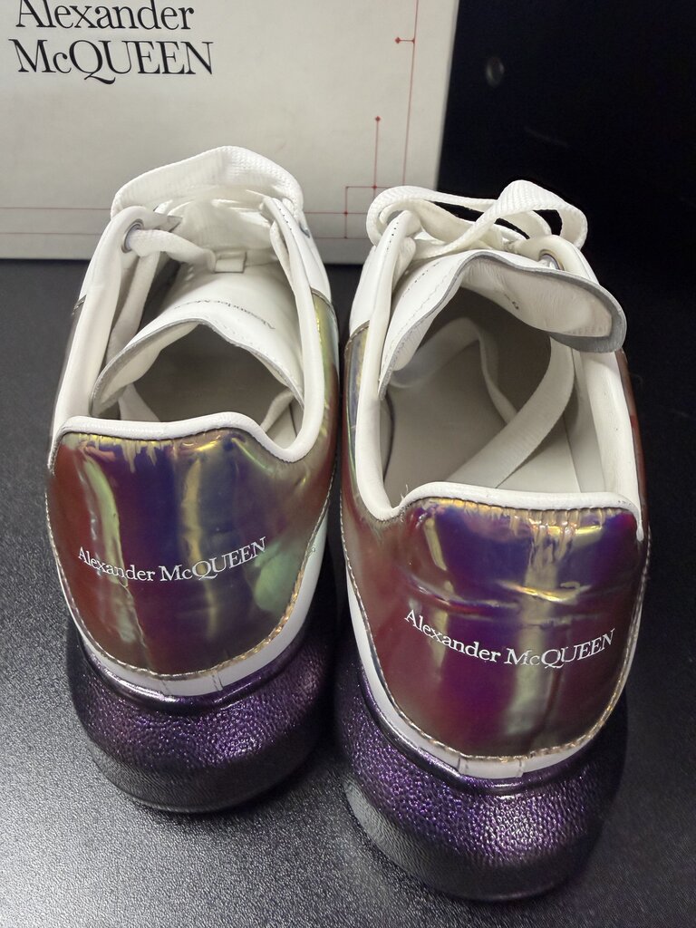 39.5/8.5 Alexander McQueen Oversized Iridescent Sneaker