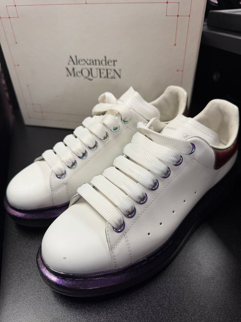 39.5/8.5 Alexander McQueen Oversized Iridescent Sneaker
