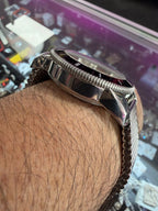 2012-2013 Breitling Superocean Heritage Chronograph A23370 — 44mm, stainless steel, silver dial, black bezel, on the mesh bracelet 2715/154A