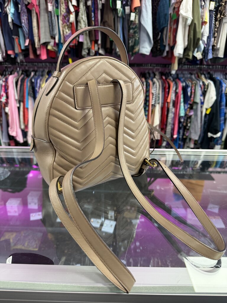 Gucci GG Marmont Backpack Matelasse Quilted Beige Leather with Goldtone Hardware