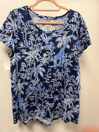 LG S/S Lilly Pulitzer Etta Scoop Neck Tee Low Tide Giraffe Palm Print