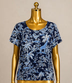 LG S/S Lilly Pulitzer Etta Scoop Neck Tee Low Tide Giraffe Palm Print