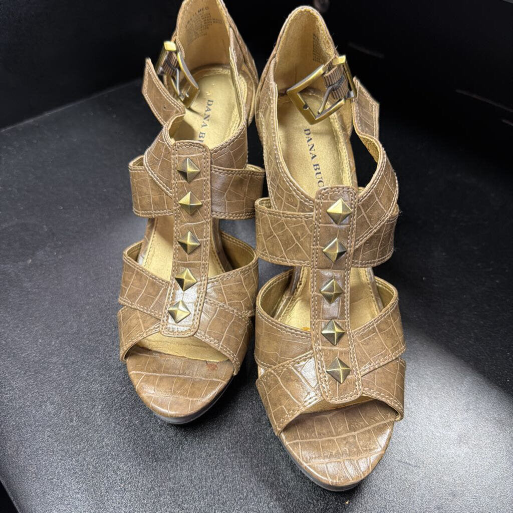 7.5 Croco Ankle Strap Studded Crisscross Heel