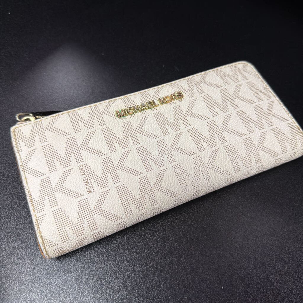 Michael Kors Jet set Wallet