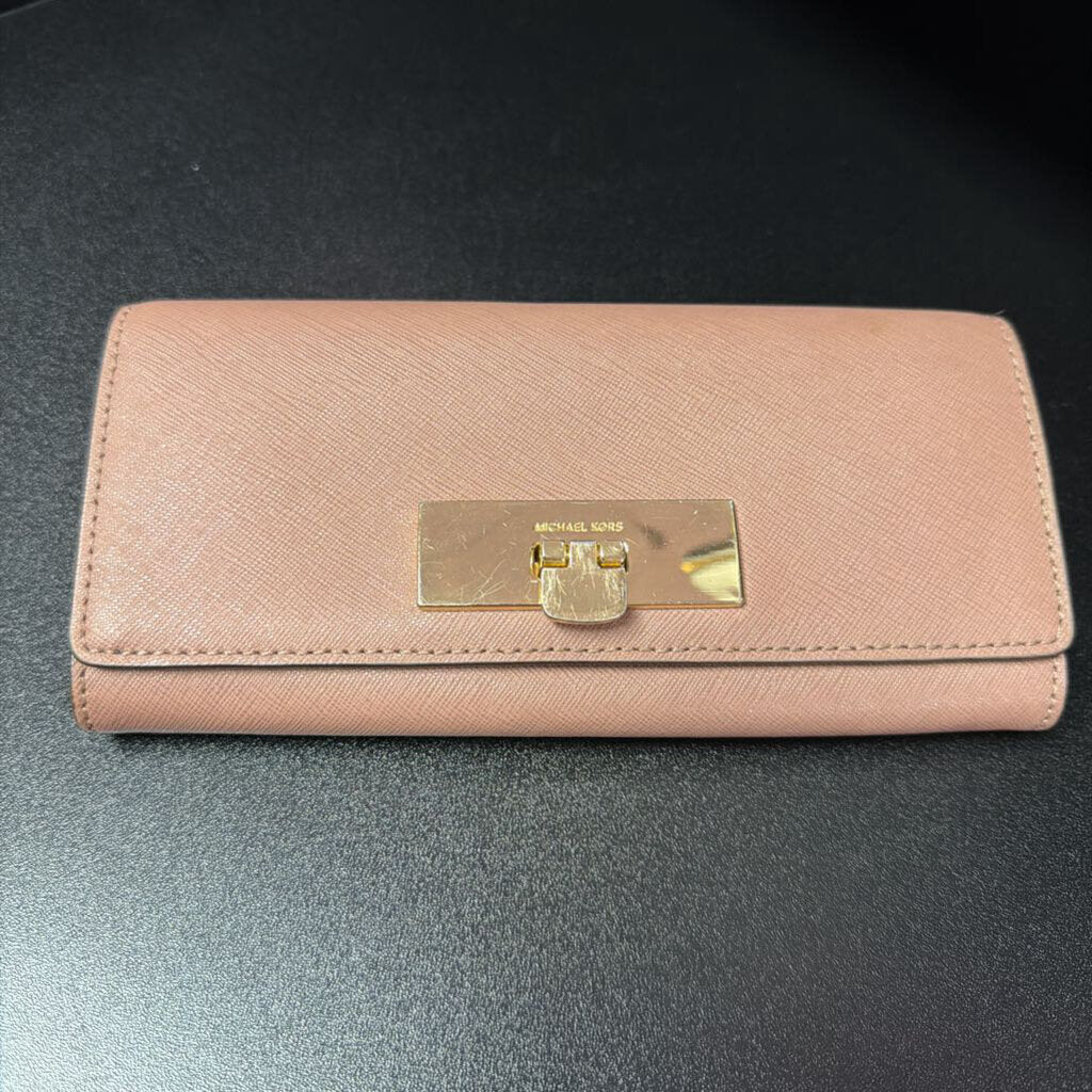 Michael Kors Saffiano Leather Push lock Closure Wallet