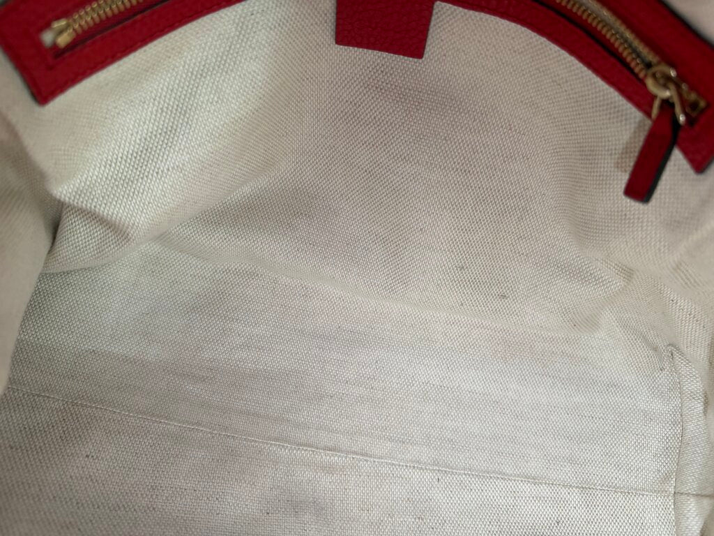 Gucci Soho Medium Pebbled Leather