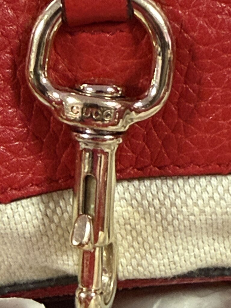 Gucci Soho Medium Pebbled Leather