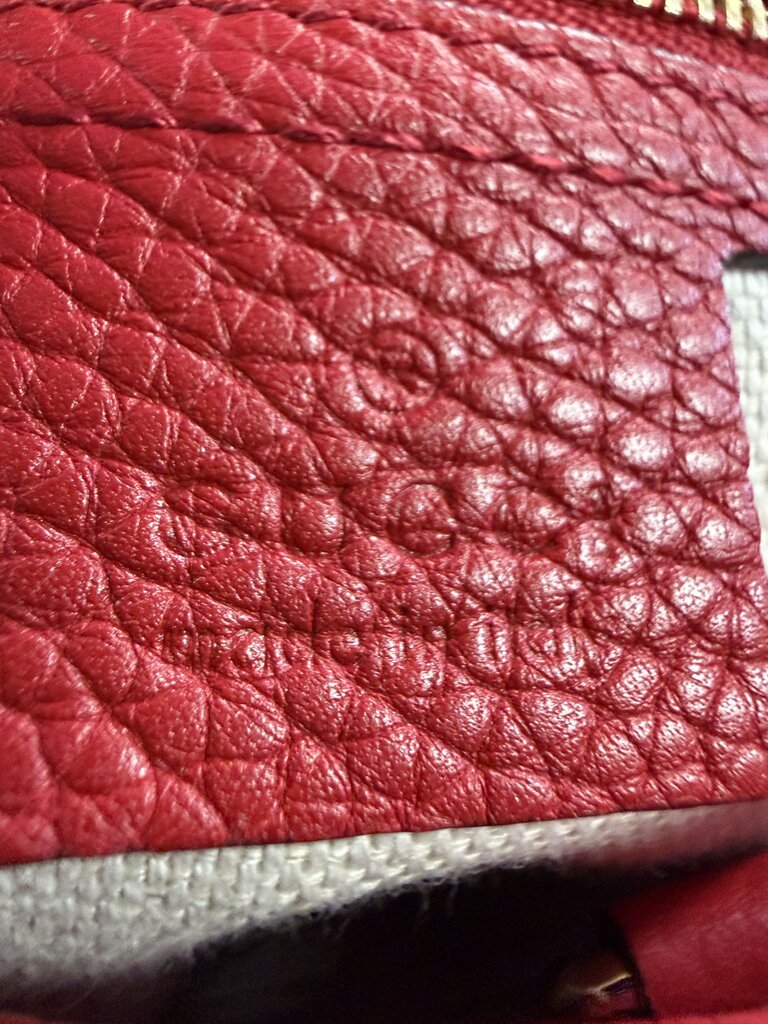 Gucci Soho Medium Pebbled Leather