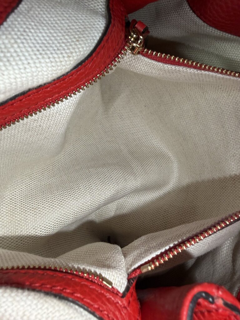 Gucci Soho Medium Pebbled Leather