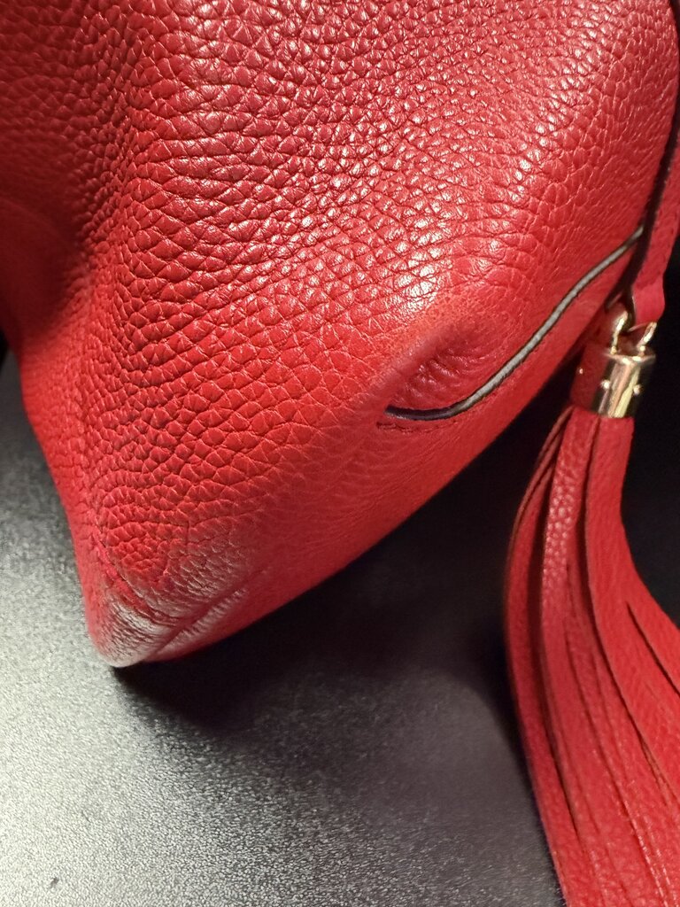 Gucci Soho Medium Pebbled Leather