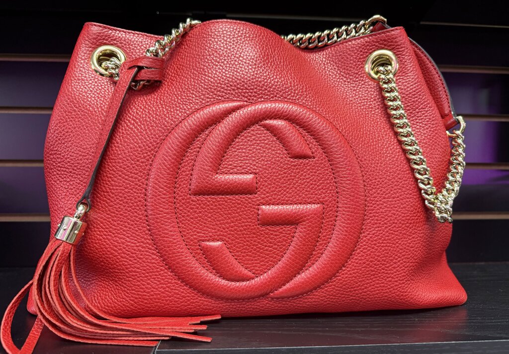 Gucci Soho Medium Pebbled Leather