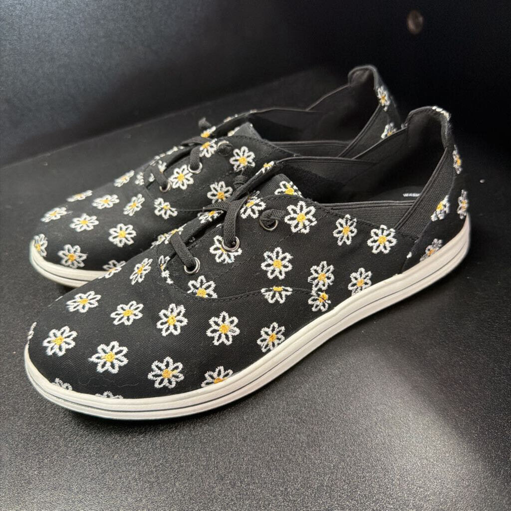 9 Clarks Cloudsteppers Breeze Ave Dasiy Lace Up Sneaker