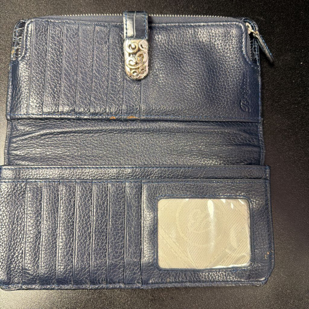 Brighton Monroe VTG Dark Navy Croco Bifold Wallet