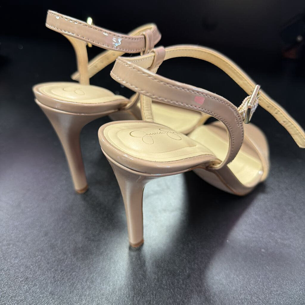 7 Jessica Simpson Jaida Round Patent Ankle Strap