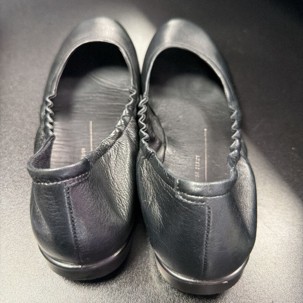 6 Ecco Incise Enchant Ballet Flat