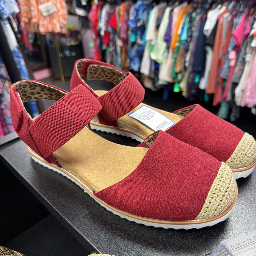 8.5 Bobs X Sketchers Desert Kiss Sun Shining Sandal