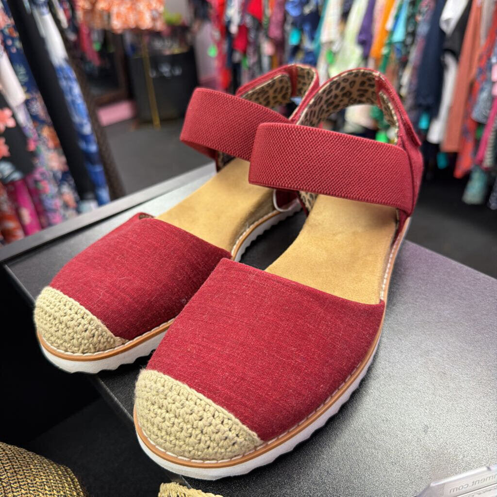 8.5 Bobs X Sketchers Desert Kiss Sun Shining Sandal
