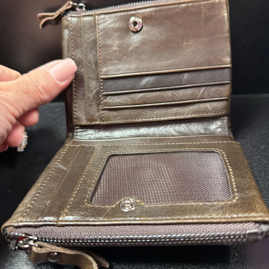 Leather Bifold Wallet