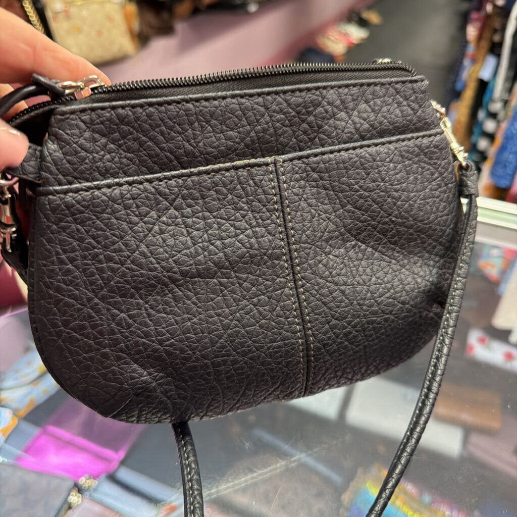 CarryLand Pebbled Multi Pocket Crossbody