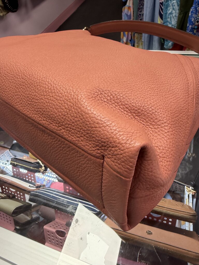 Michael Kors NWT Aria Large pebbled Leather Shoulder Bag