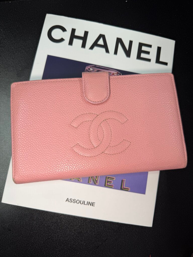 Chanel Caviar Pink wallet