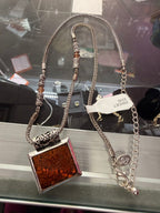 Vintage Premier Designs "Tigress" Necklace 19'